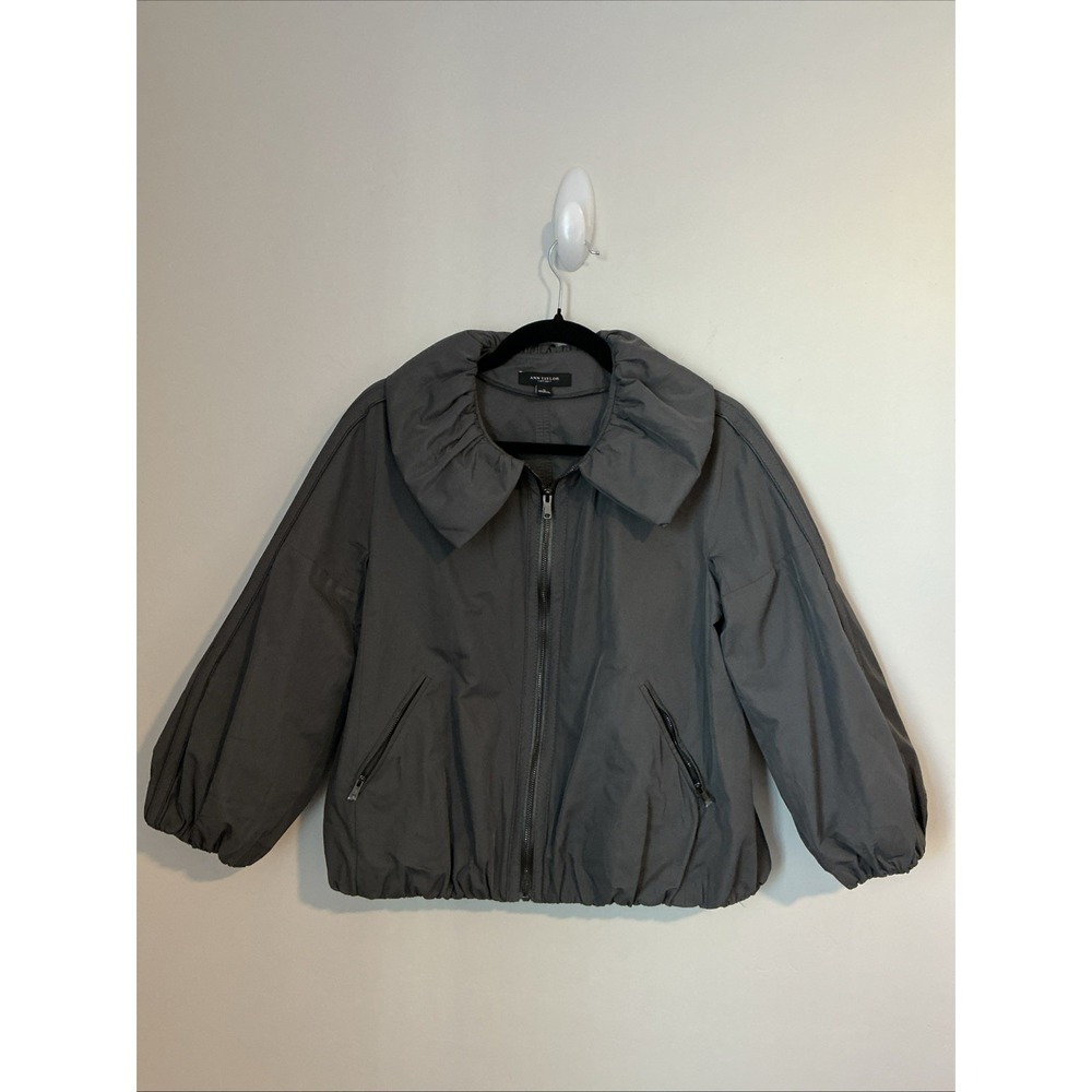 Ann Taylor Charcoal‎ Gray Puff Collar Bubble Hem Full Zip Pockets Sz S NWOT